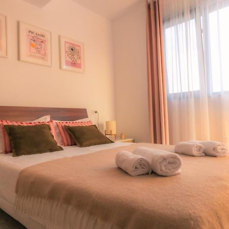 Sunset Apartment - Central Apt With Rooftop Garden Bucharest Luaran gambar